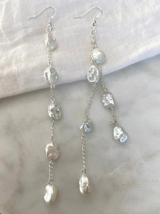 Moonlit Vow Earrings